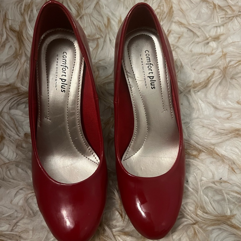 Comfort Plus by Predictions Red Patent Leather Heels